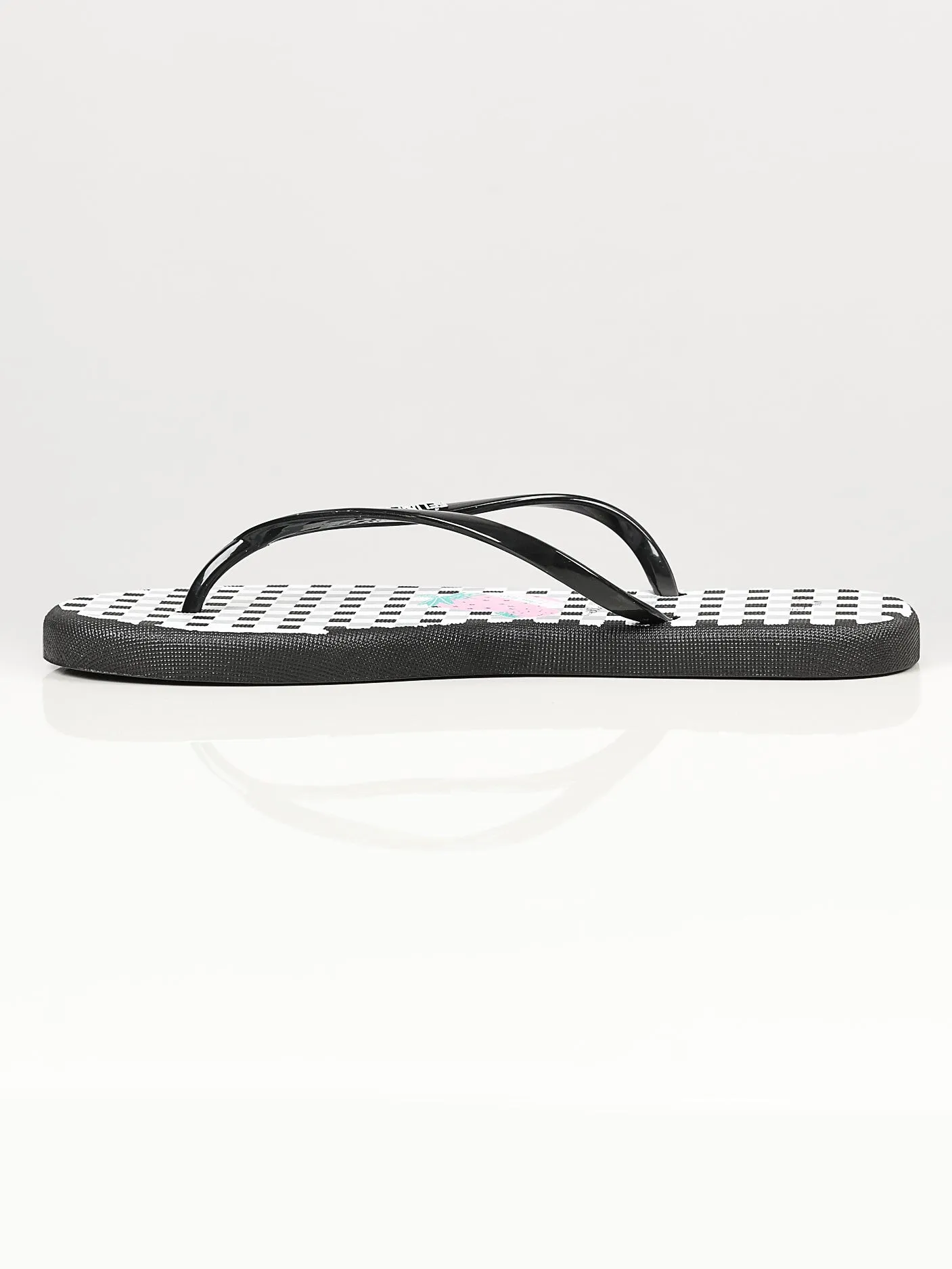 Printed Flip Flops - Black and White