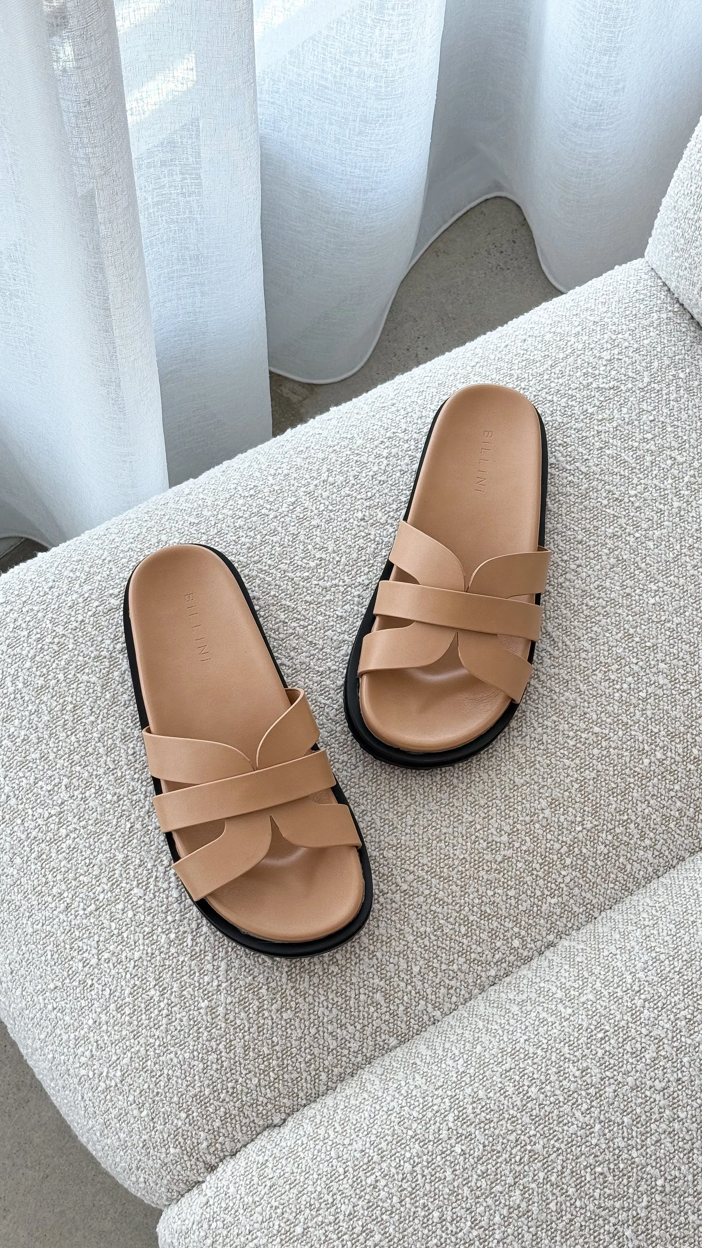 Tamy Slides - Desert